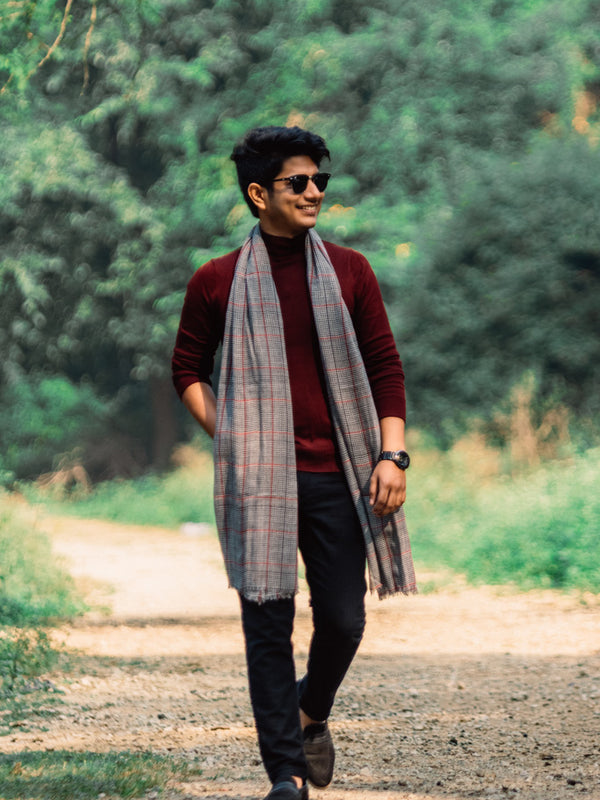 Grey with Maroon Checkered Yarn-Dyed Lambswool Unisex Woollen Scarf