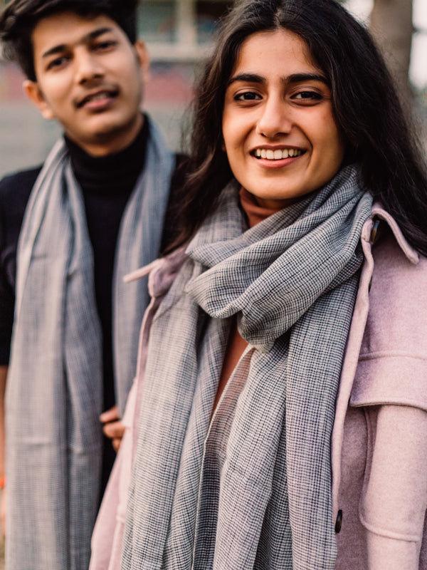 Grey Checkered Yarn-Dyed Lambswool Unisex Woollen Scarf