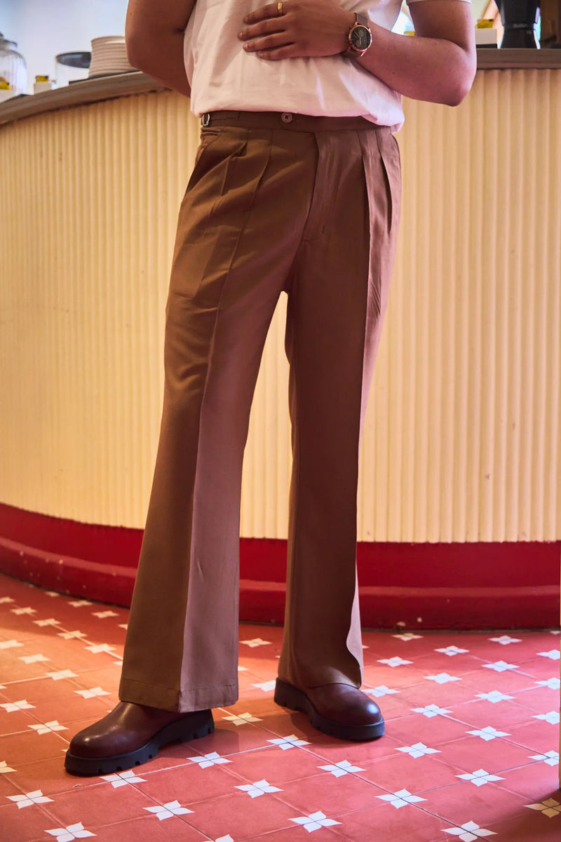 Men Pleated Bootcut Trousers