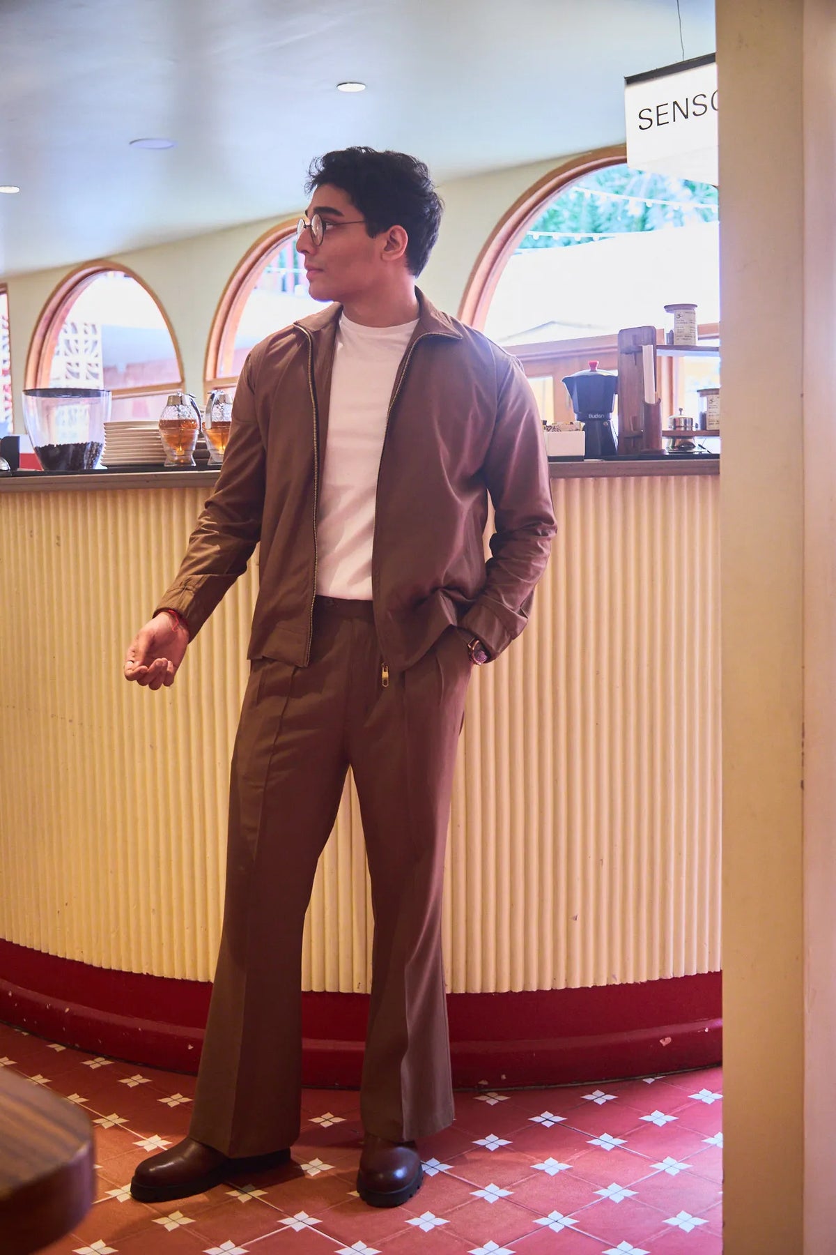 Men Pleated Bootcut Trousers