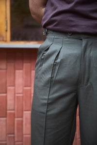 Men Pleated Bootcut Trousers