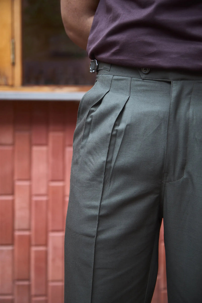 Men Pleated Bootcut Trousers
