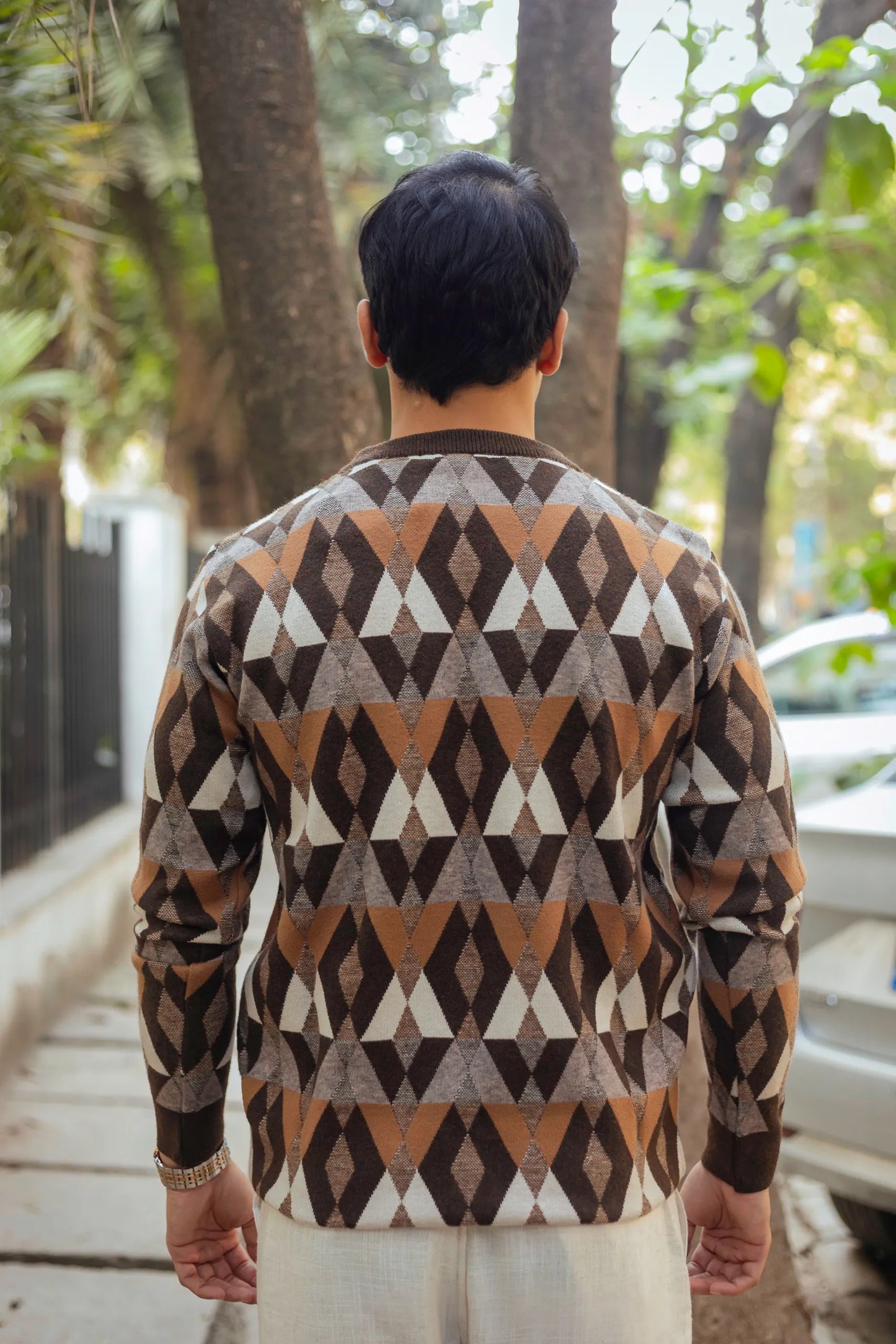 Vintage Rhombus Brown Round Neck Sweater