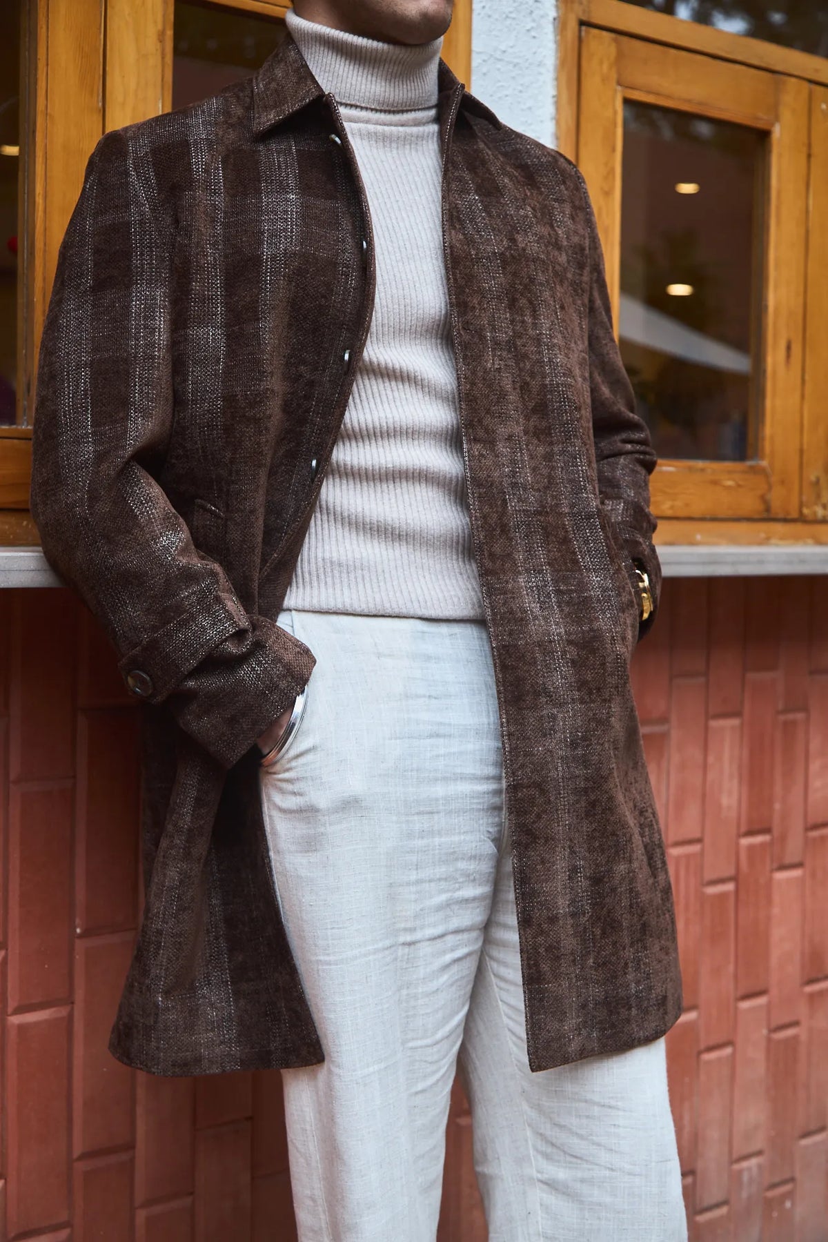 Men Knee Length Velvet Checkered Long Coat