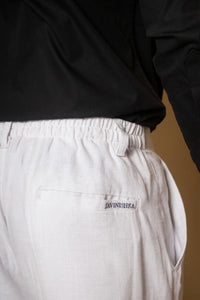 Straight Fit Linen Trouser