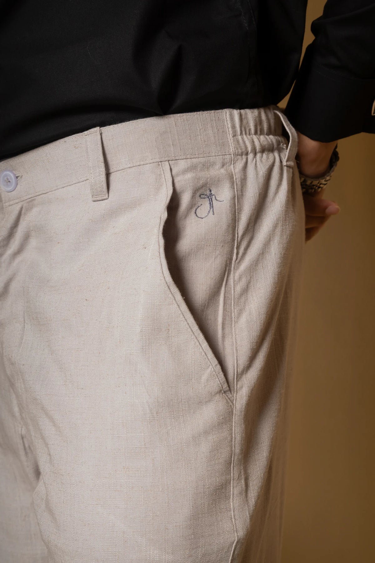 Straight Fit Linen Trouser