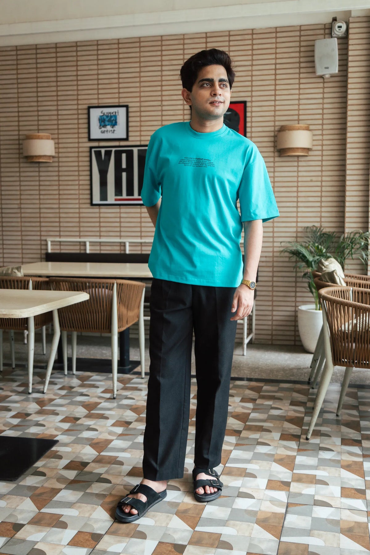 Unisex Teal Round Neck T-Shirt