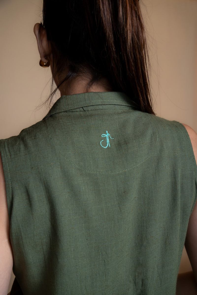 Women Solid Linen Waistcoat