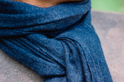 Blue Solid Lambswool Unisex Woollen Scarf