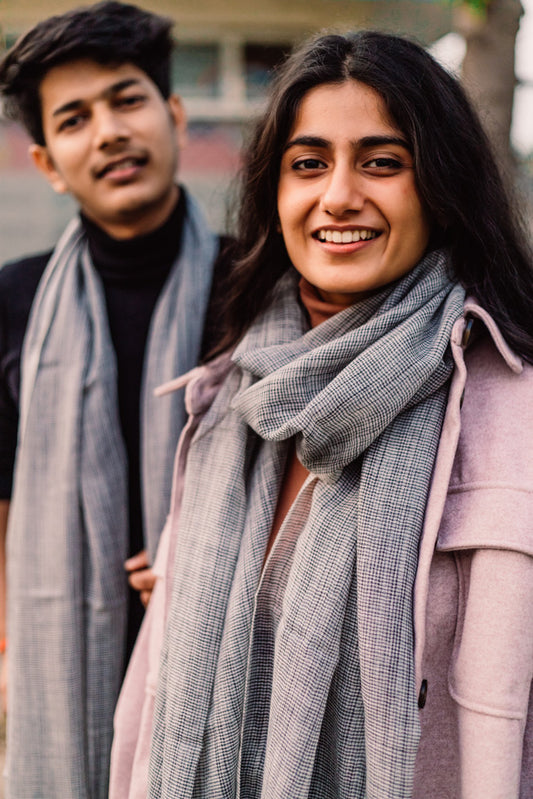 Grey Checkered Yarn-Dyed Lambswool Unisex Woollen Scarf